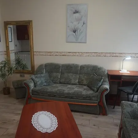 Uezlethaz Panzio Hotel