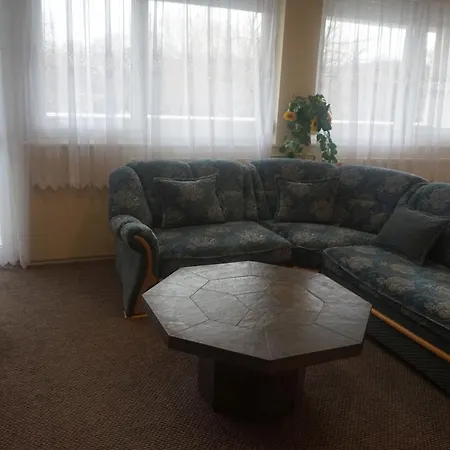 Uezlethaz Panzio Hotel Ajka
