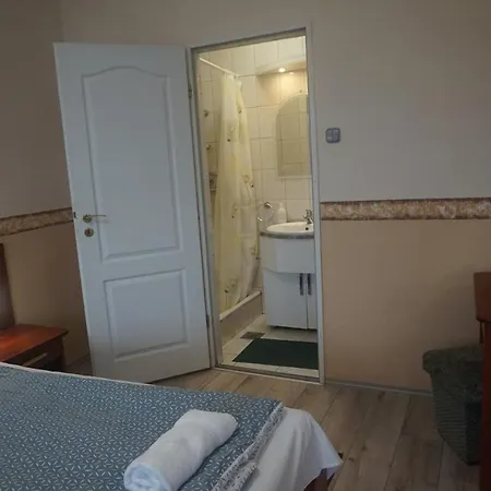 Uezlethaz Panzio Hotel