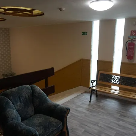 Hotel üzletház Panzió 2*