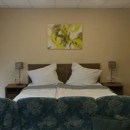 Uezlethaz Panzio Hotel Ajka