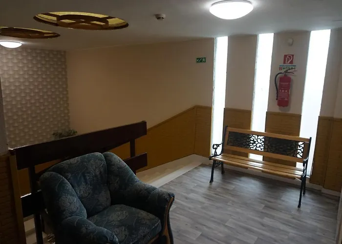 Hotel üzletház Panzió 2*