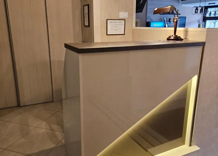 Hotel üzletház Panzió